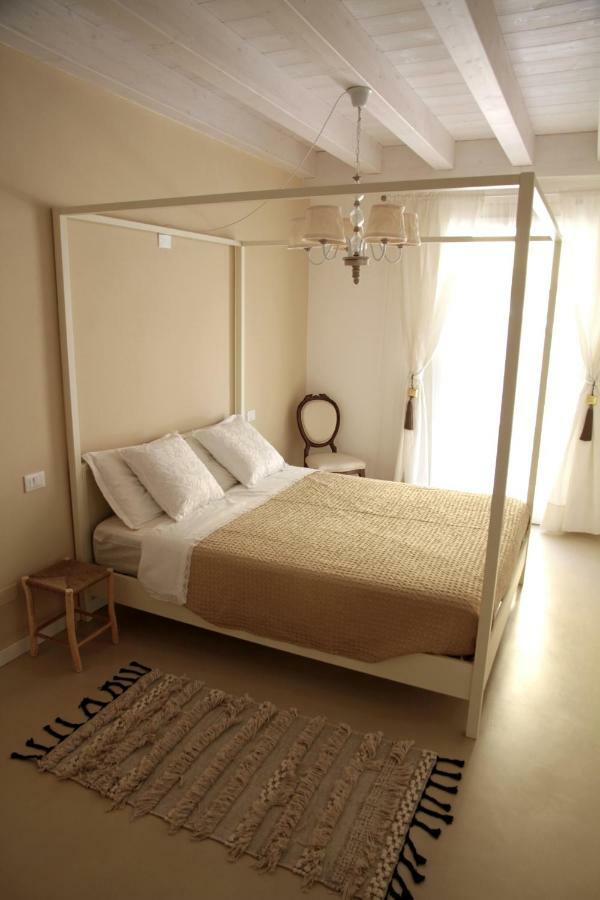 Vanilla apartment Peschiera del Garda Esterno foto